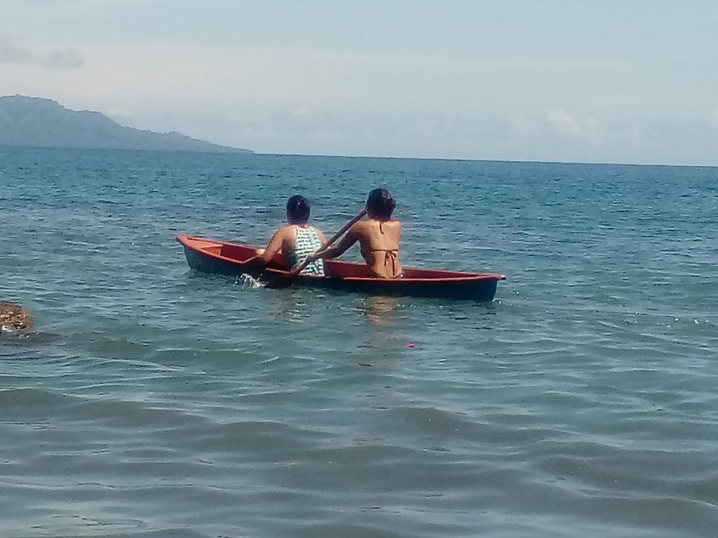 Dolphin View Beach Hotel Ndoma ภายนอก รูปภาพ